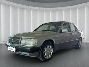 Gebrauchtwagen Mercedes-Benz 190 190 E 2.0 Klassiker in Jahreswagen-Zustand in Bad Kreuznach